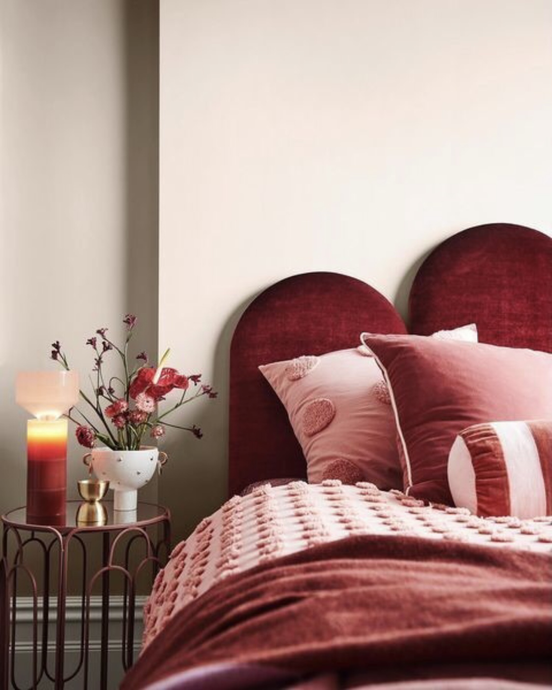 viva magenta home - bedroom bedhead in magenta white red pink design color