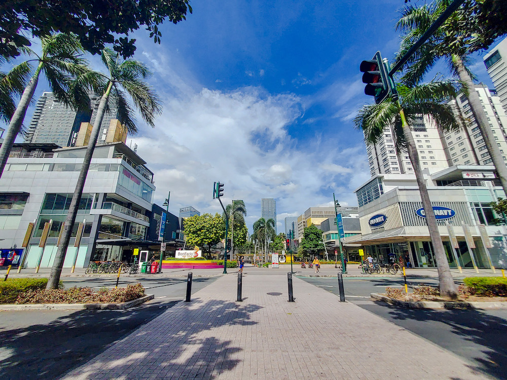 Guide to Buying Property for Foreigner in the Philippines_Cityscape_Bonifacio High Street_BGC